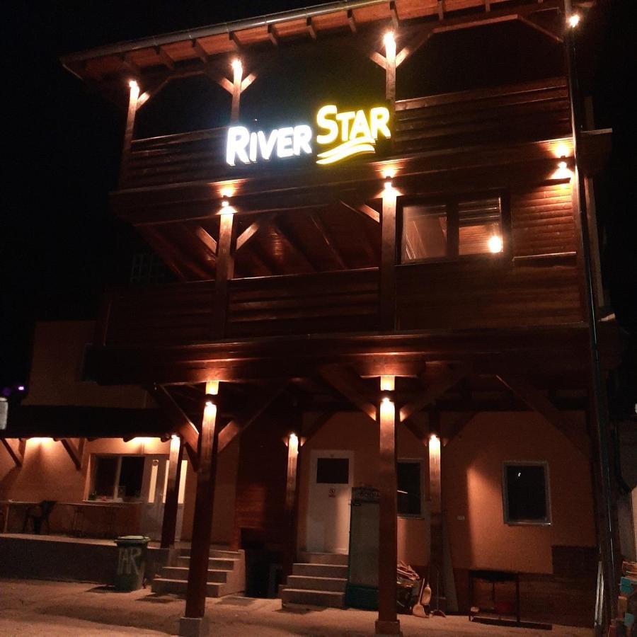 River Star Hotell Sangeorgiu de Padure Exteriör bild